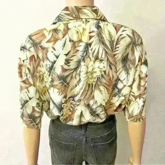 Vintage oversized Hawaiian floral short sleeves button down blouse shirt - Picture 3 of 13